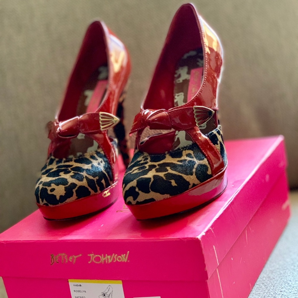 Betsy Johnson animal prints high heels